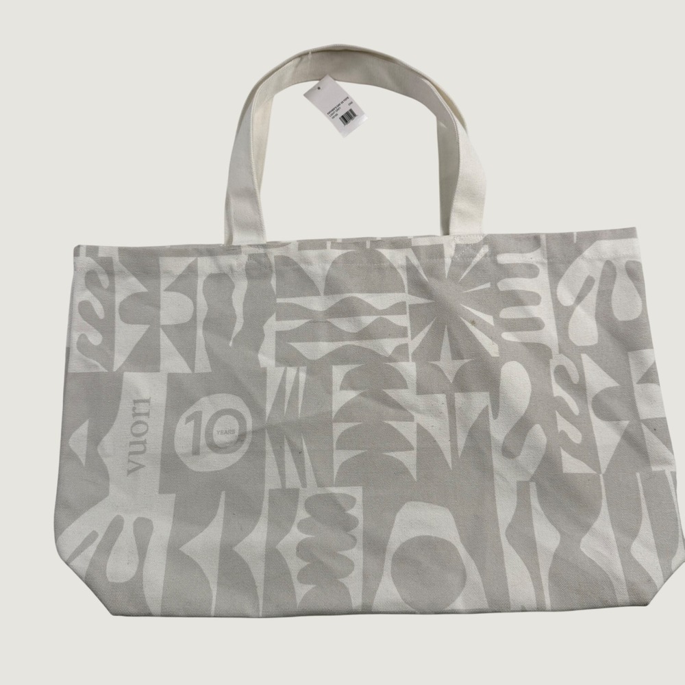 NWT Vuori Fathers Day 25 Tote Bag Light Grey 10 Years Anniversary Canvas